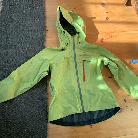 Arc'teryx Jackets & Coats Arcteryx Womens Xs Rain Jacket Light